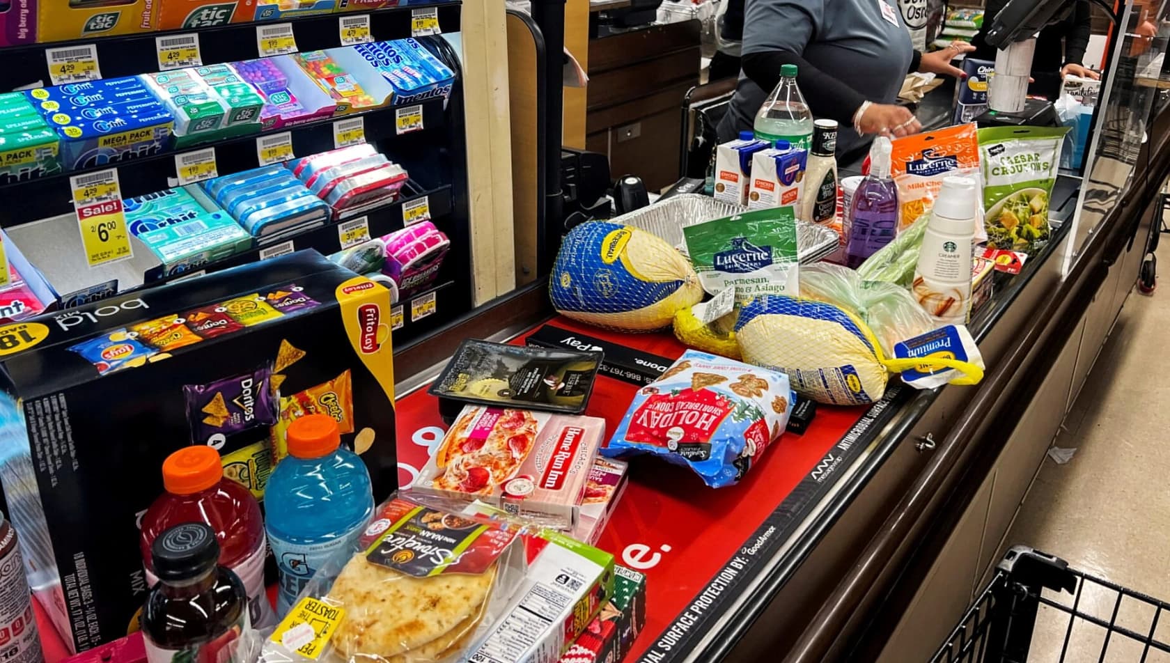 Fed's Inflation Fight Heats Up: Michigan Sentiment Hits 47.8